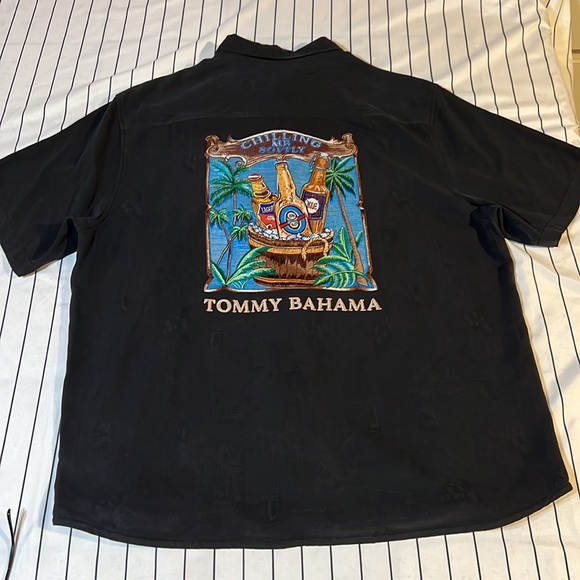 Tommy Bahama Mens Lrg Blk Button Up Hawaiian Embroidered Chilling me Softly - Picture 2 of 7